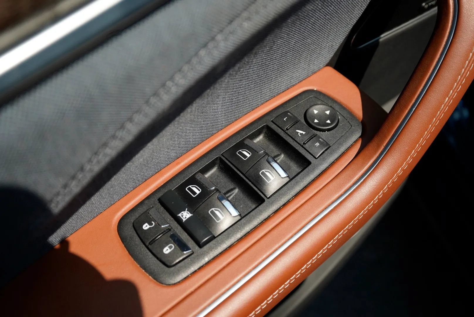 Used 2023 Maserati Levante GT AWD/4WD image 23