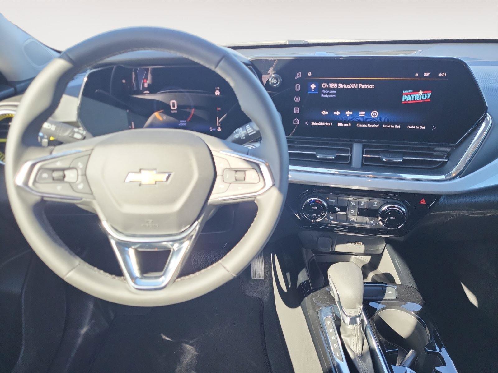 New 2026 Chevrolet Trax LT w/ Sunroof Package FWD image 13