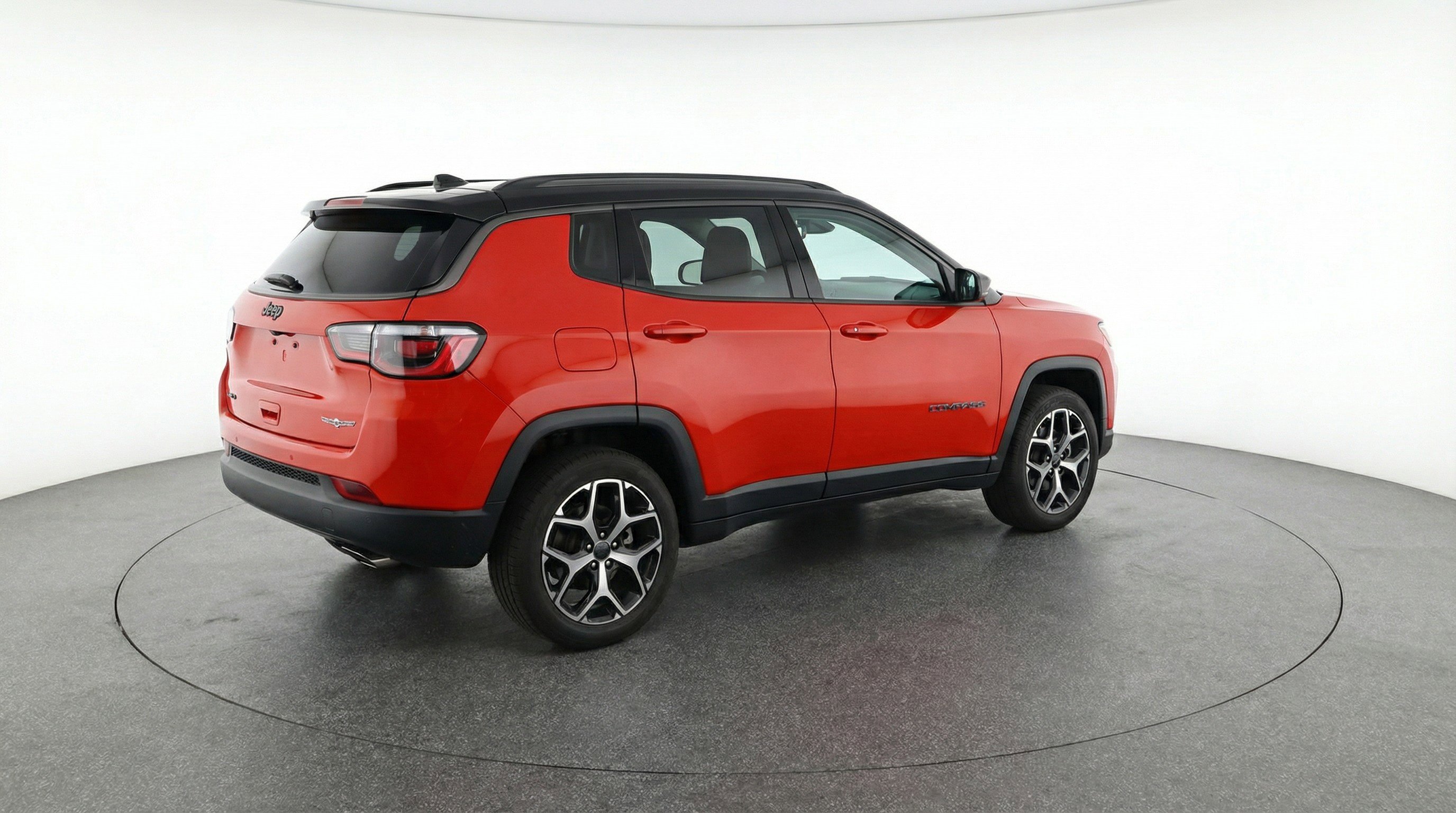 Used 2025 Jeep Compass Limited image 9