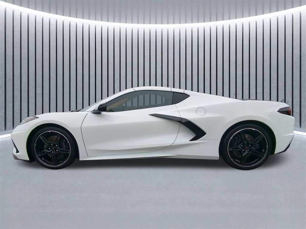 Used 2020 Chevrolet Corvette Stingray Premium Cpe w/ 3LT Preferred Equipment Group image 8