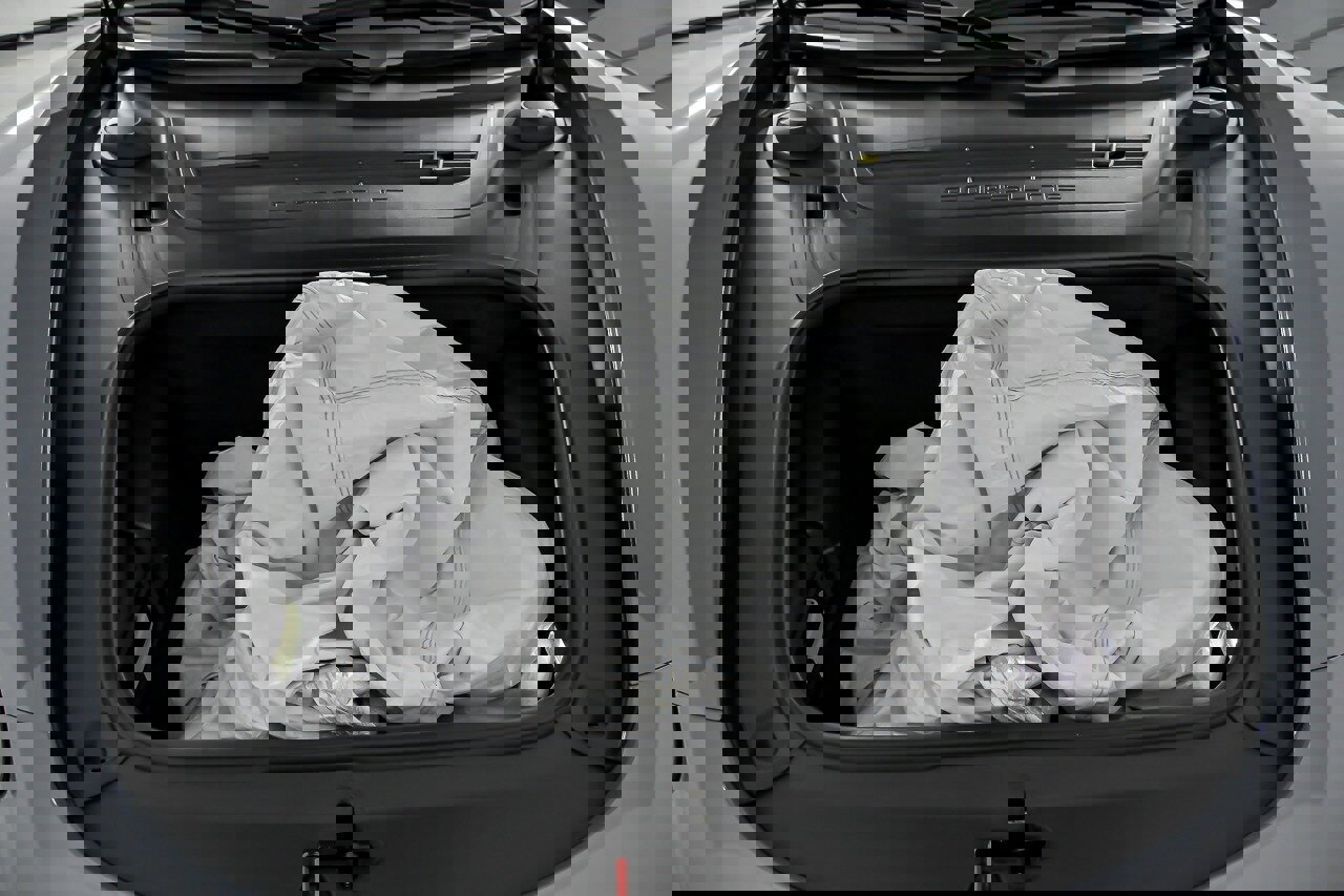 Used 2023 Porsche 718 Cayman GTS RWD image 17