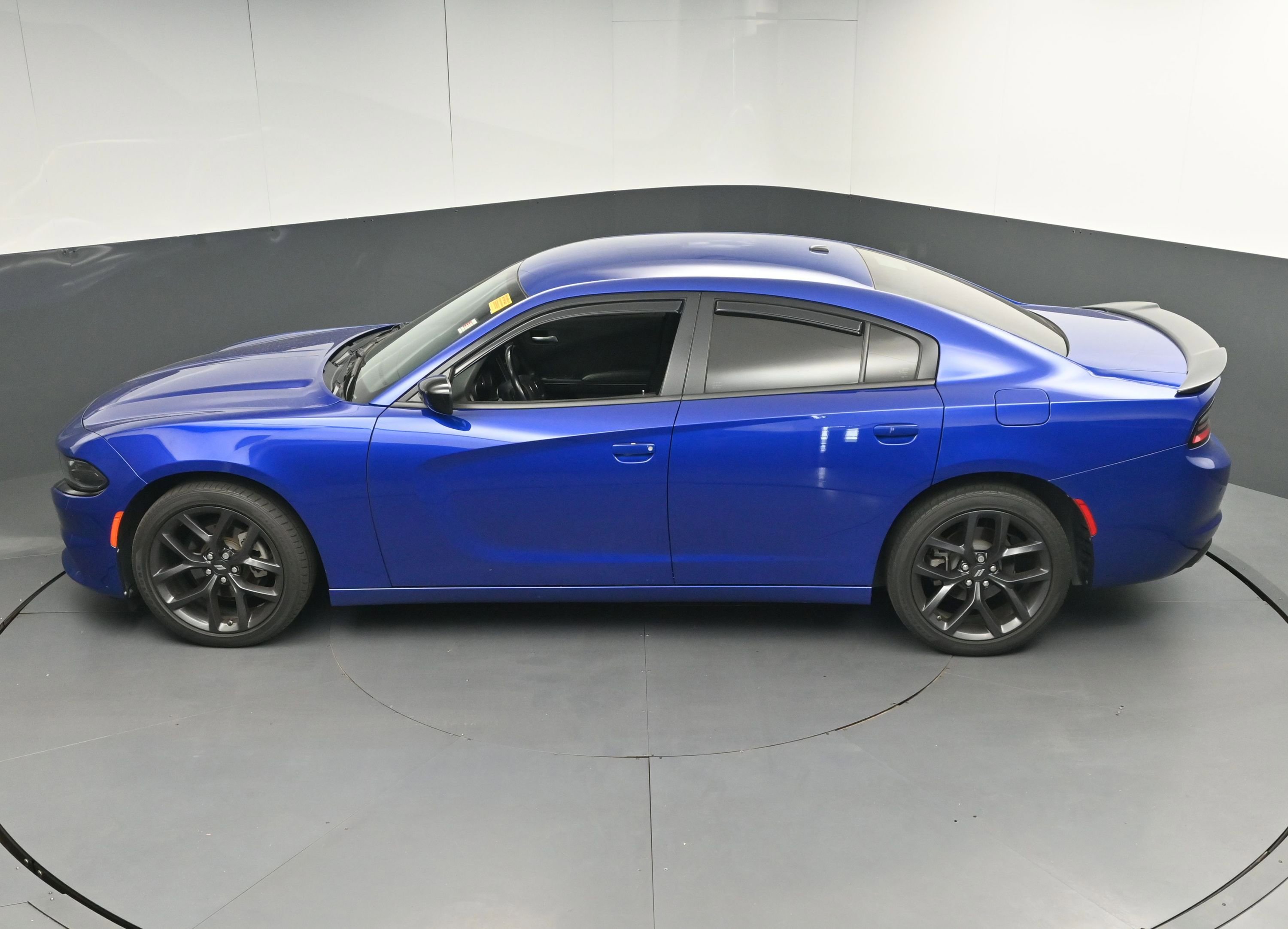 Used 2022 Dodge Charger SXT w/ Blacktop Package RWD image 37