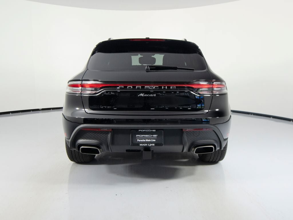 New 2026 Porsche Macan AWD/4WD image 9