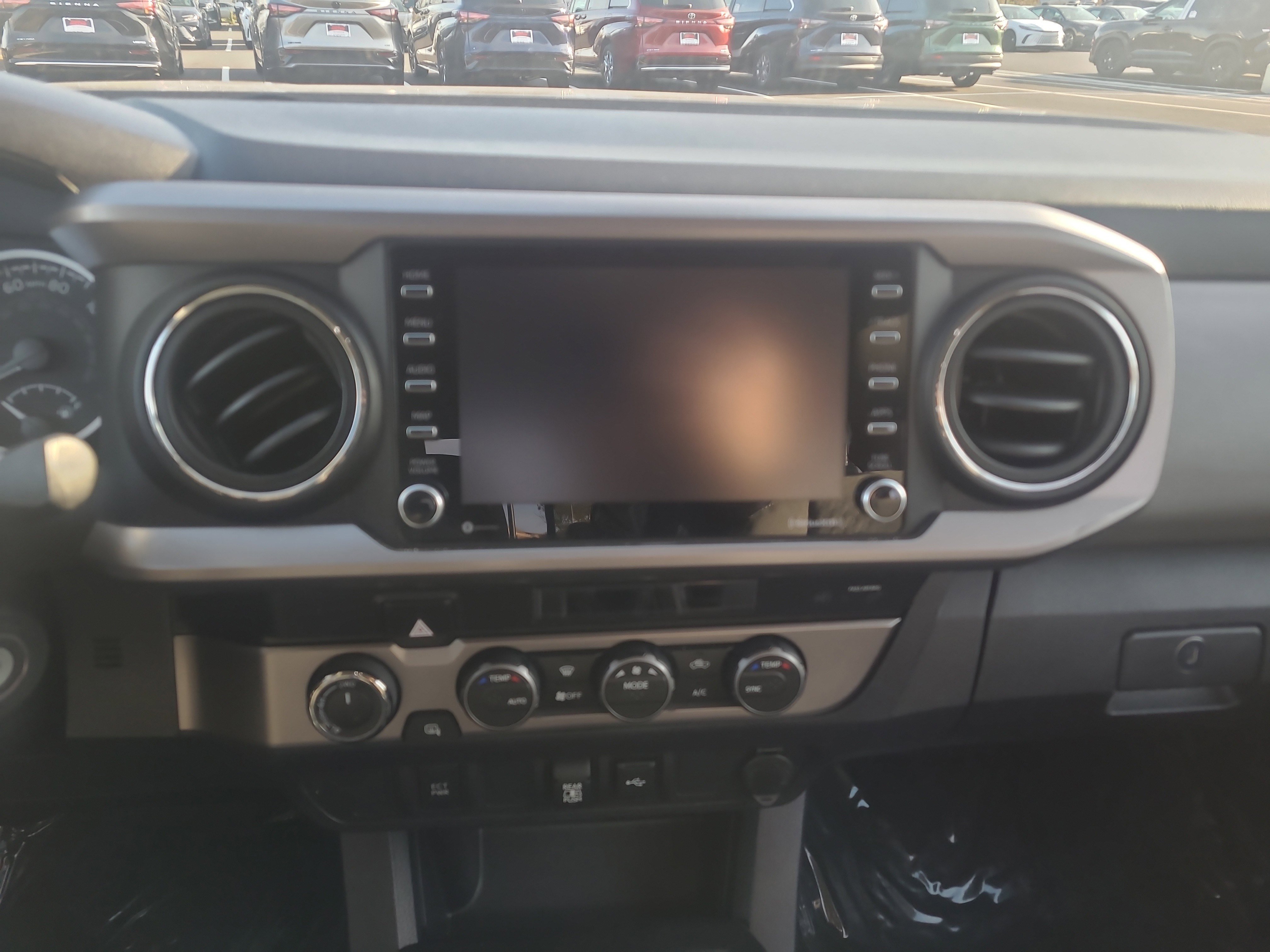 Certified 2021 Toyota Tacoma SR5 image 19