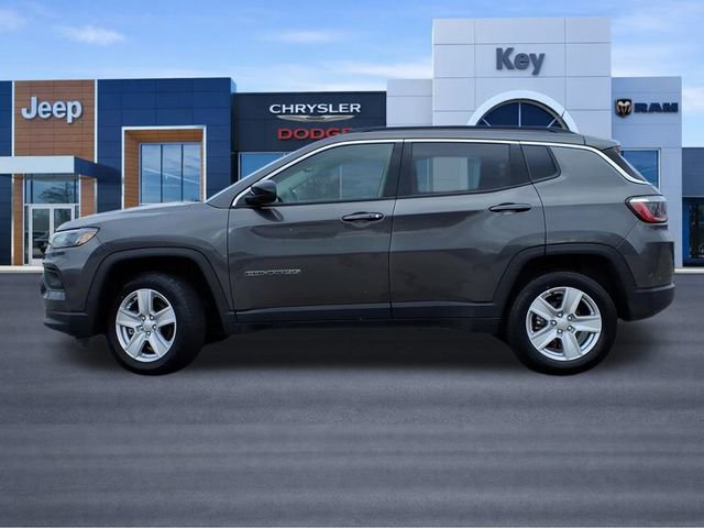 Used 2022 Jeep Compass Latitude video 2