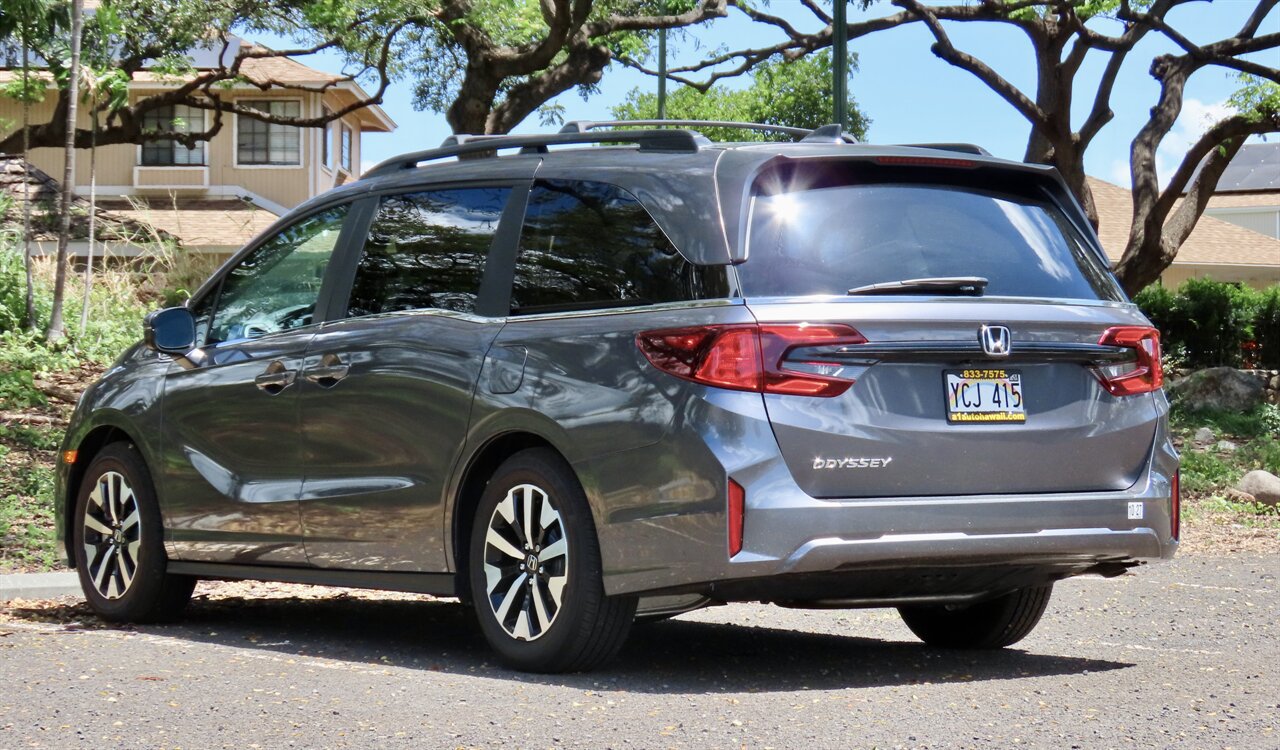 Used 2026 Honda Odyssey EX-L image 7