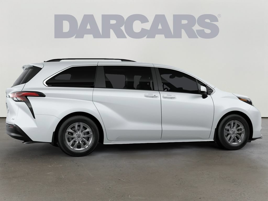 New 2026 Toyota Sienna XLE AWD/4WD image 8