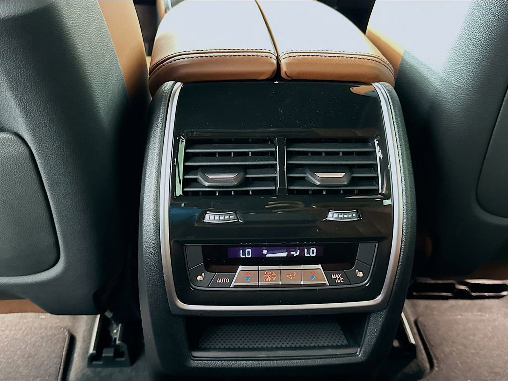 New 2026 BMW X5 M60i image 18