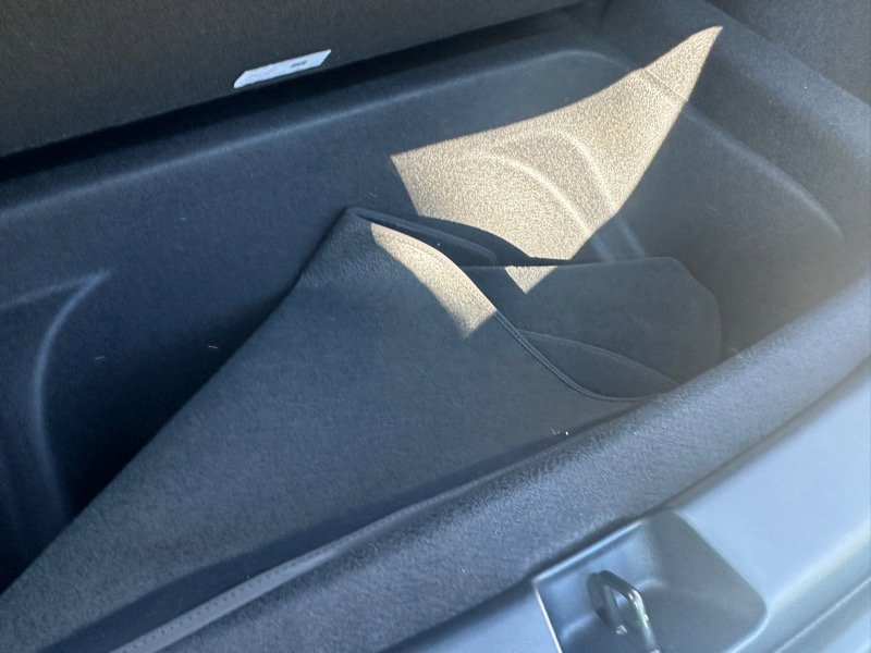 Used 2025 Tesla Model Y Long Range image 33