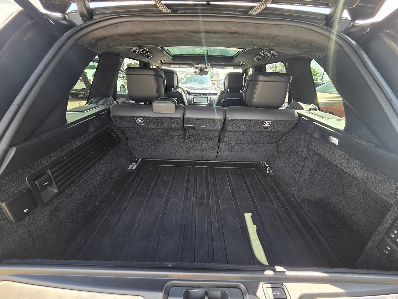 Used 2019 Land Rover Range Rover SV Autobiography Dynamic AWD/4WD image 20