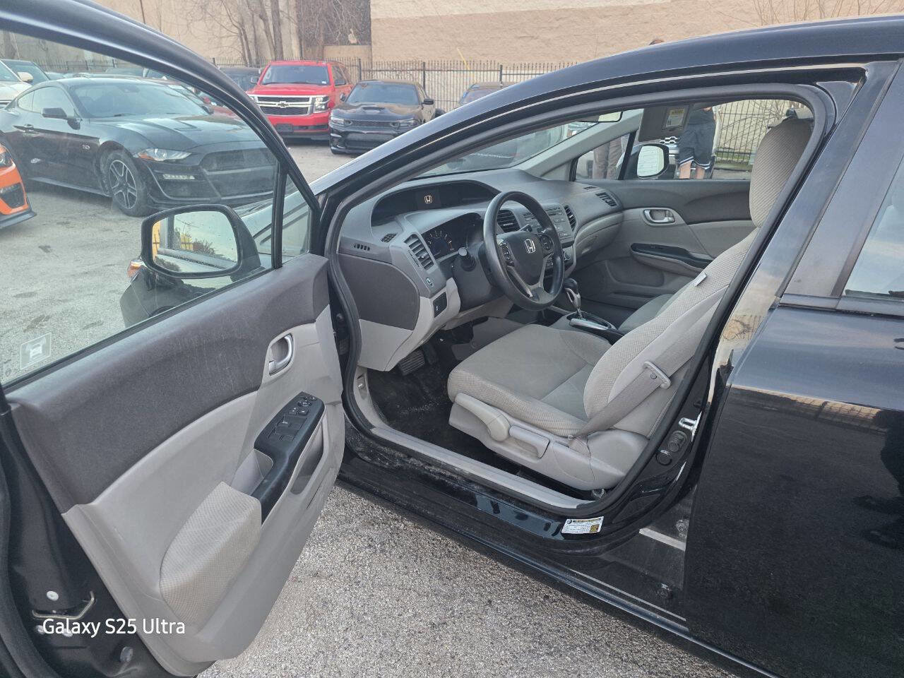 Used 2012 Honda Civic LX image 9