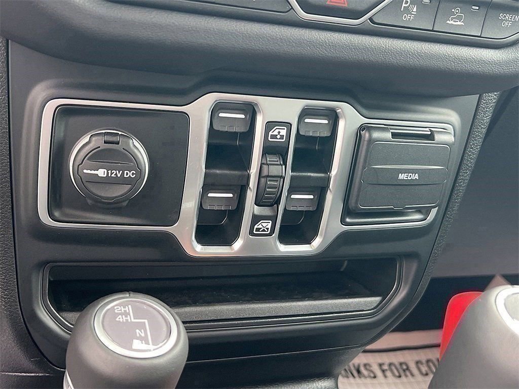 New 2025 Jeep Wrangler Sahara w/ Safety Group image 19