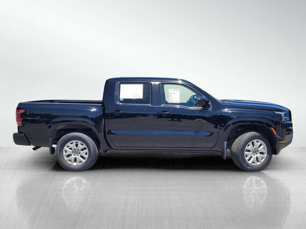 Used 2022 Nissan Frontier SV w/ Technology Package AWD/4WD image 3
