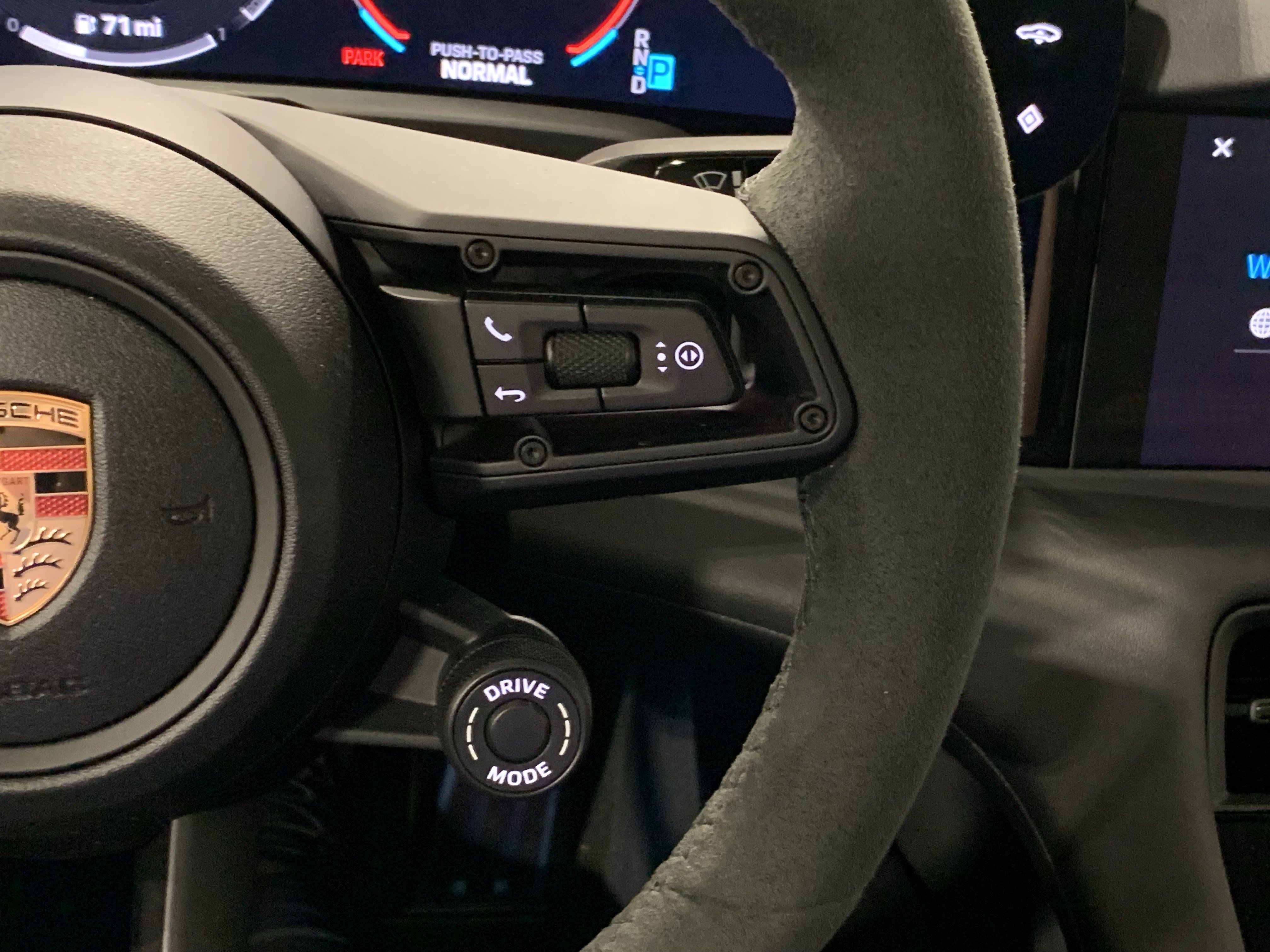 New 2026 Porsche Taycan GTS AWD/4WD image 20