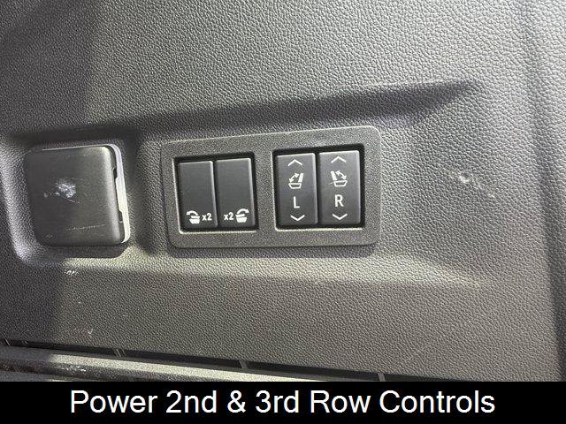 Used 2023 Chevrolet Tahoe RST w/ Luxury Package AWD/4WD image 29
