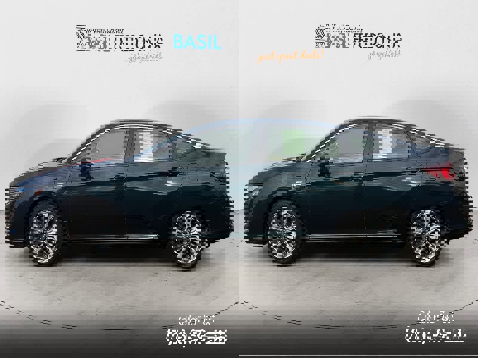 Used 2018 Honda Clarity Plug-In Hybrid image 2