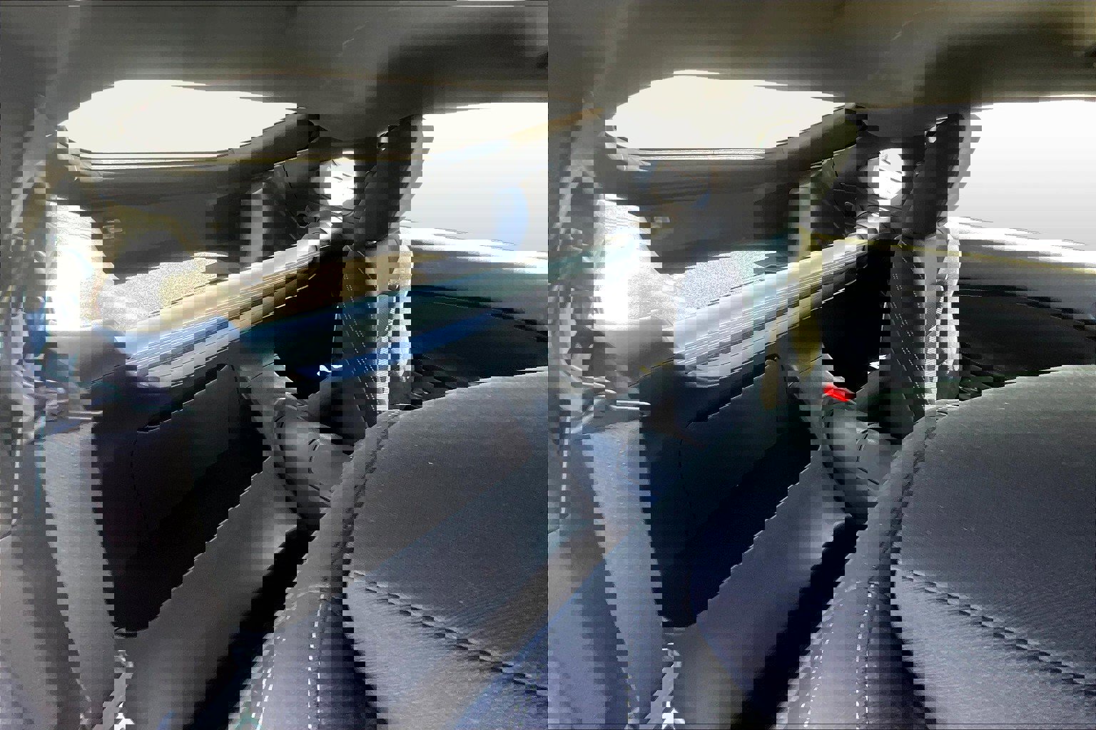 Used 2014 Nissan 370Z Coupe image 24