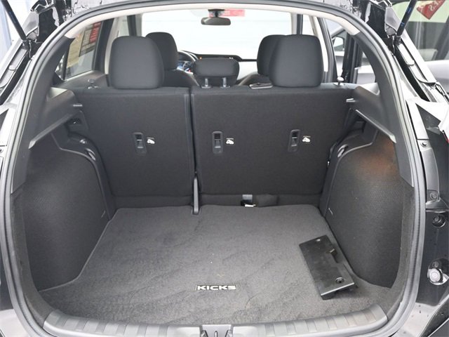 Used 2025 Nissan Kicks Play S image 28