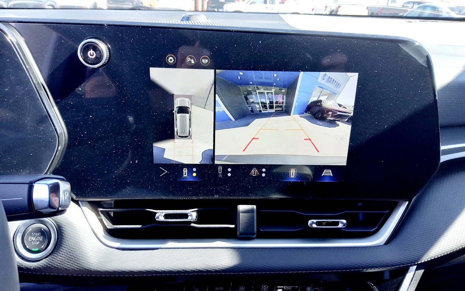 New 2025 Chevrolet Equinox LT w/ Convenience Package II image 10