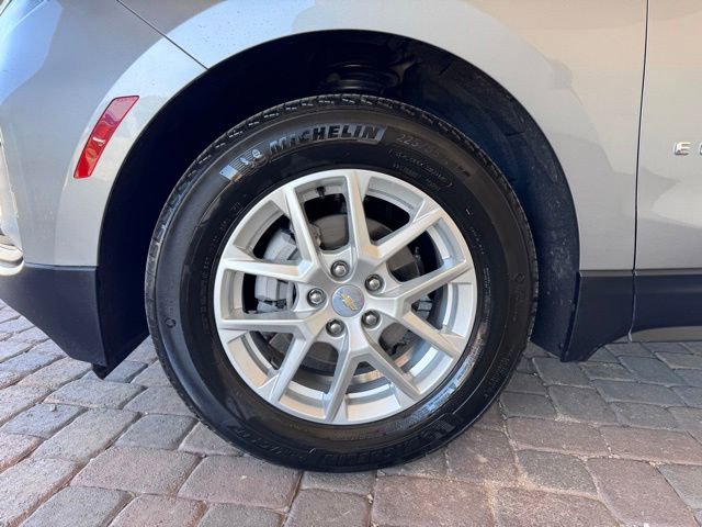 Used 2023 Chevrolet Equinox LT FWD image 26
