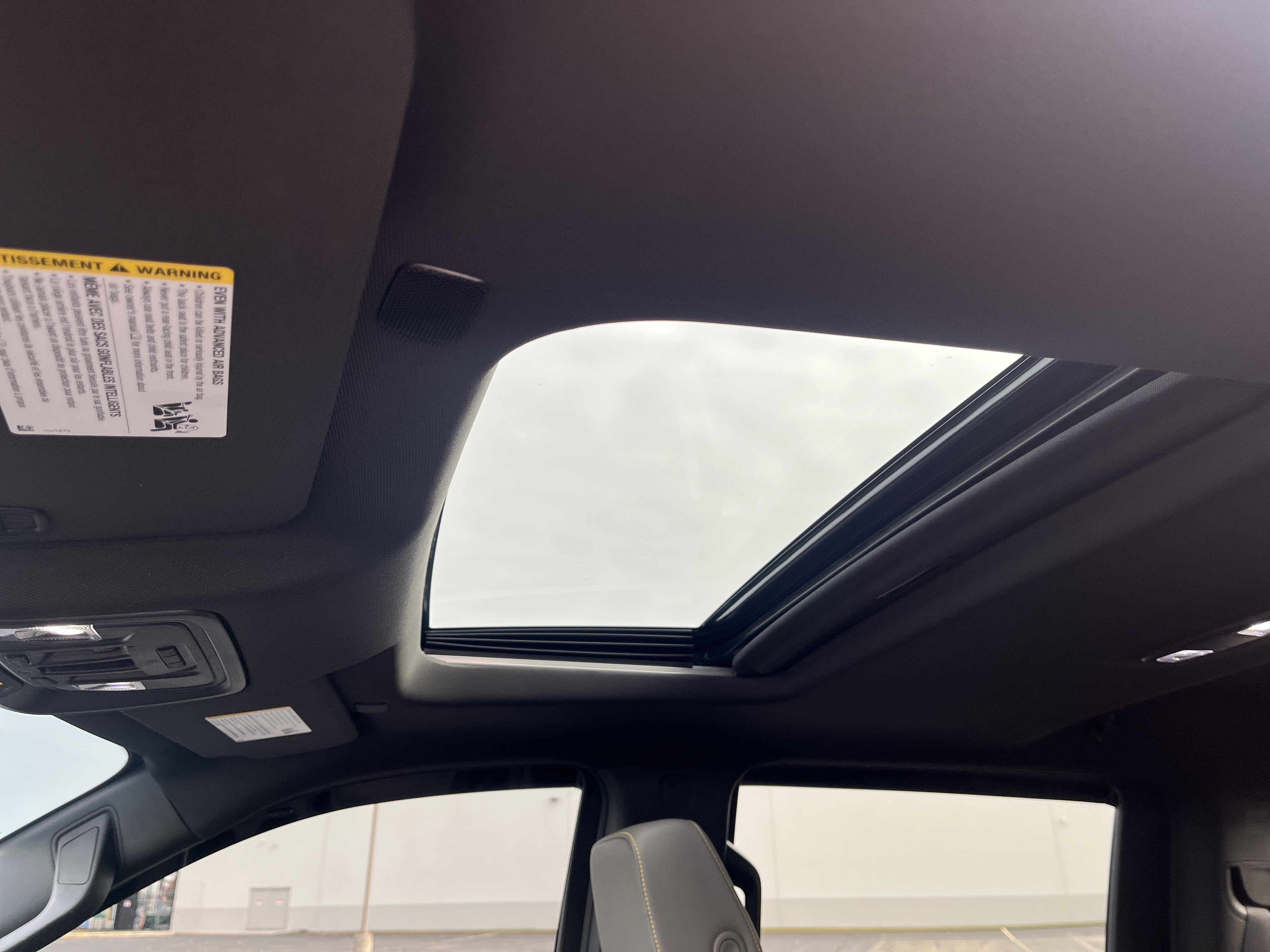 Used 2025 Chevrolet Silverado 1500 ZR2 w/ Technology Package image 38