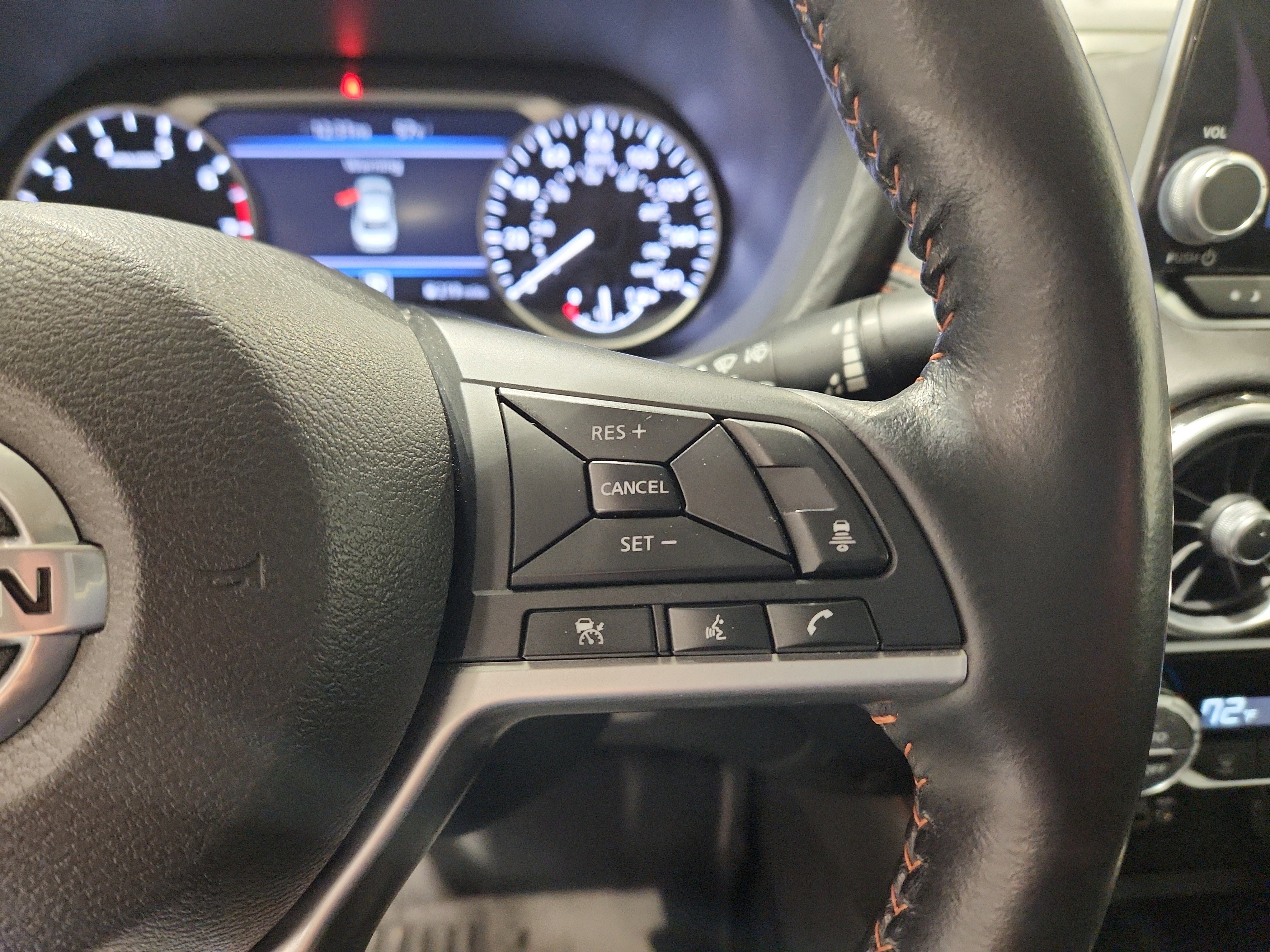 Used 2022 Nissan Sentra SR w/ SR Premium Package FWD image 11
