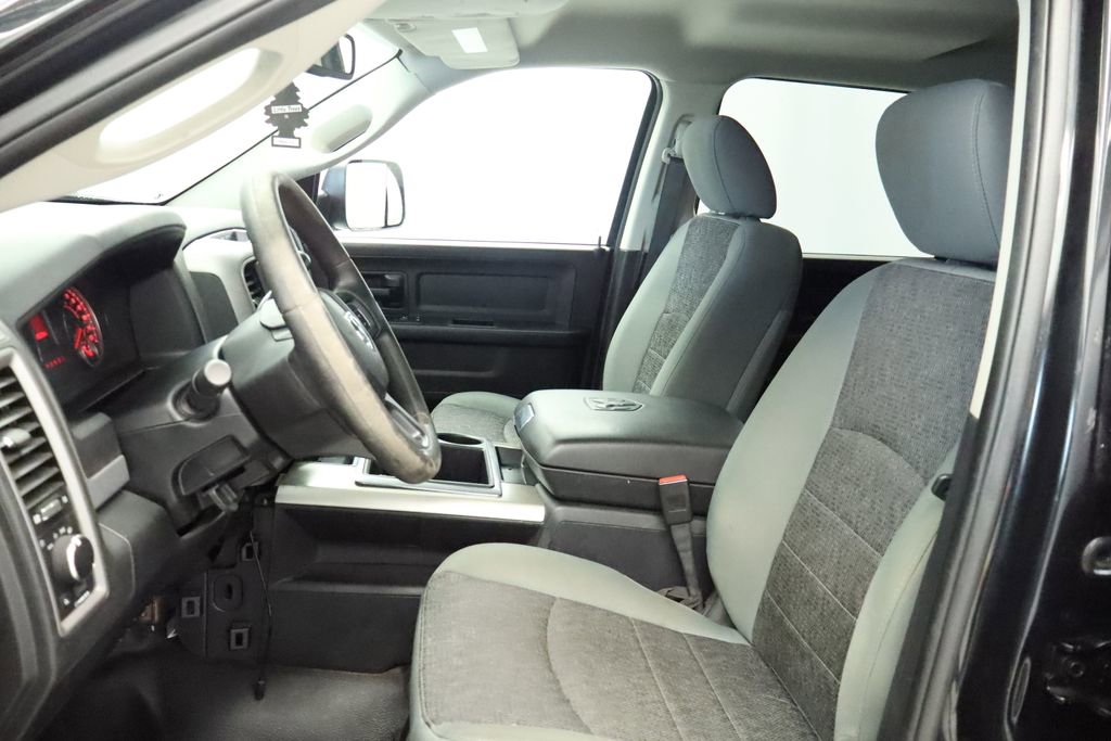Certified 2016 RAM 1500 4x4 Crew Cab image 26