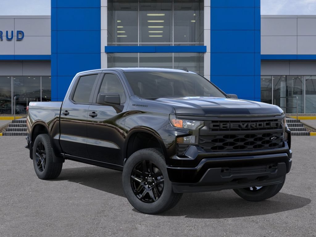 New 2026 Chevrolet Silverado 1500 Custom w/ LPO, Dark Essentials Package AWD/4WD image 7