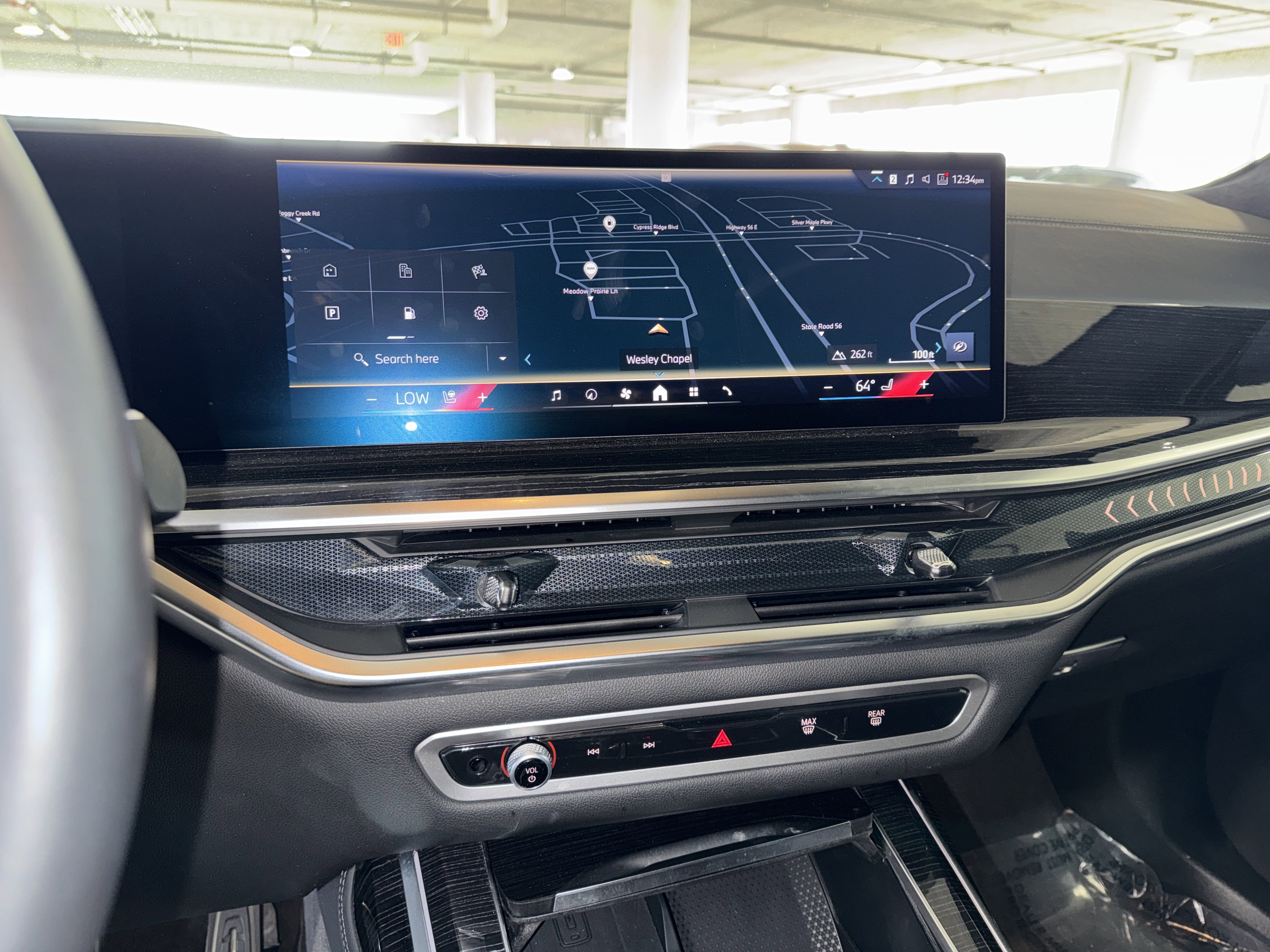 Used 2026 BMW X7 xDrive40i image 27