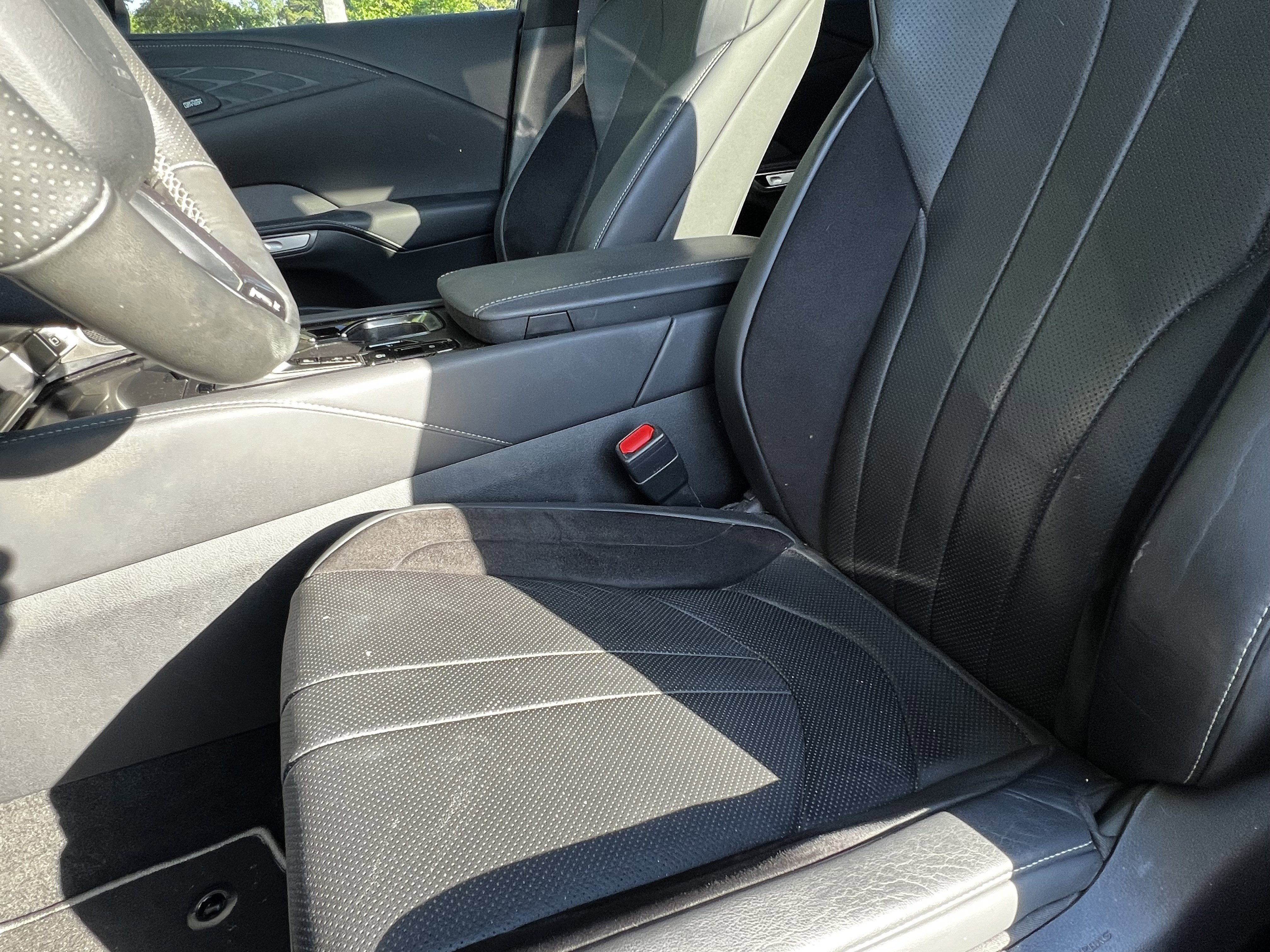 Used 2023 Lexus RX 500h F Sport w/ Cold Area Package image 16