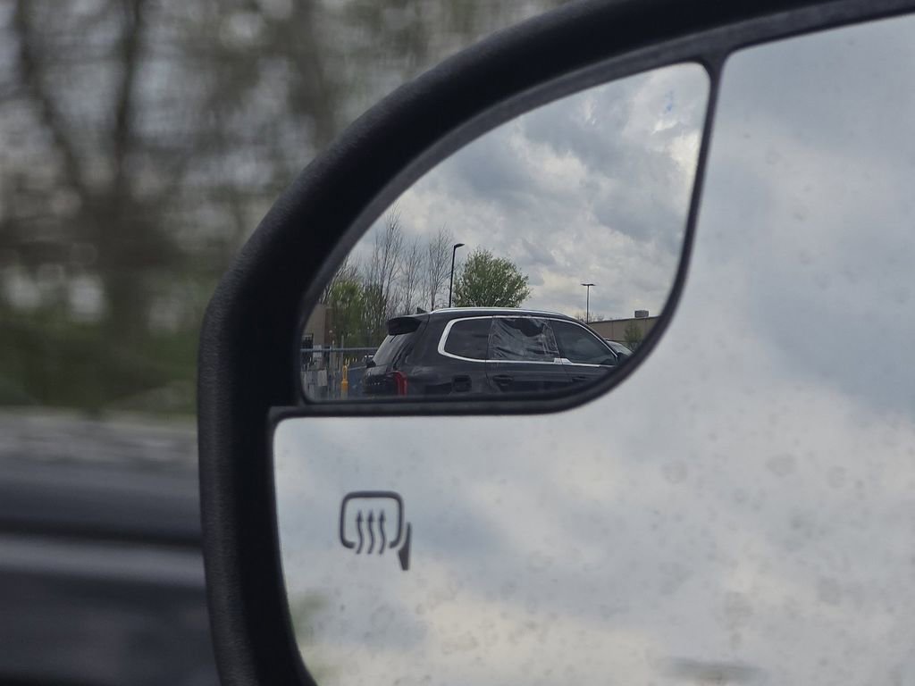 Used 2018 Ford Fusion SE w/ Fusion SE Technology Package image 8