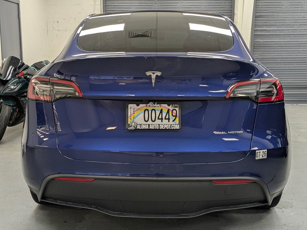 Used 2023 Tesla Model Y AWD image 5