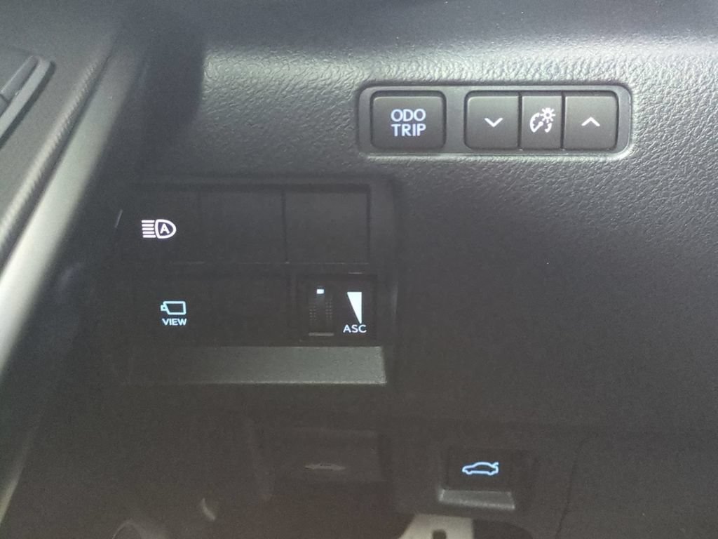 Used 2023 Lexus IS 350 F Sport w/ Navigation Package RWD image 28