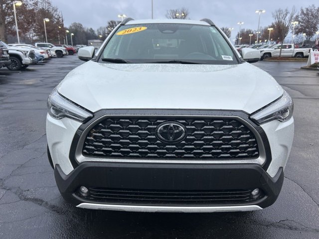 Used 2023 Toyota Corolla Cross XLE image 2