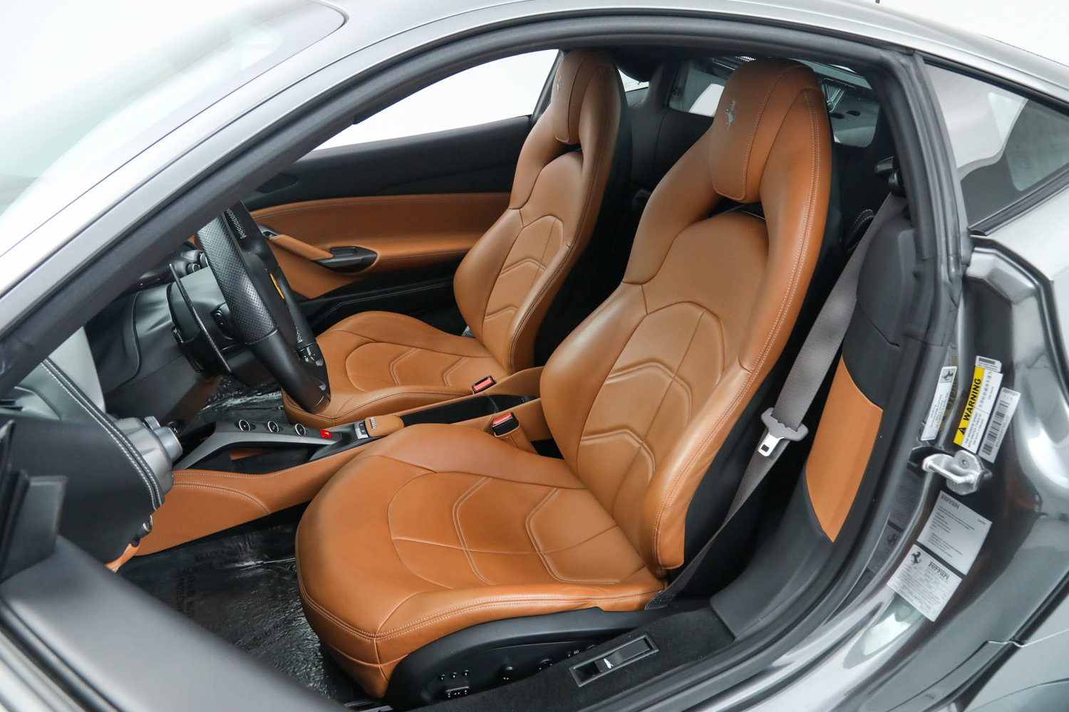 Used 2017 Ferrari 488 GTB image 5