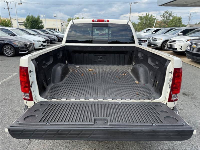 Used 2013 GMC Sierra 1500 SLT w/ SLT White Diamond Edition AWD/4WD image 25