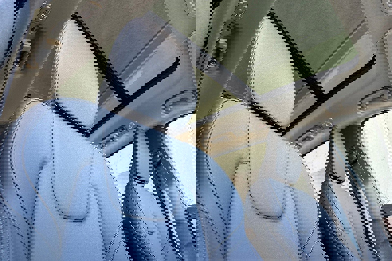 New 2026 Volvo XC90 B6 Core w/ Protection Package image 17