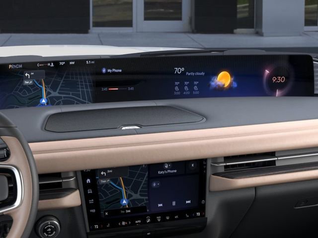 New 2025 Lincoln Navigator L Black Label AWD/4WD image 14