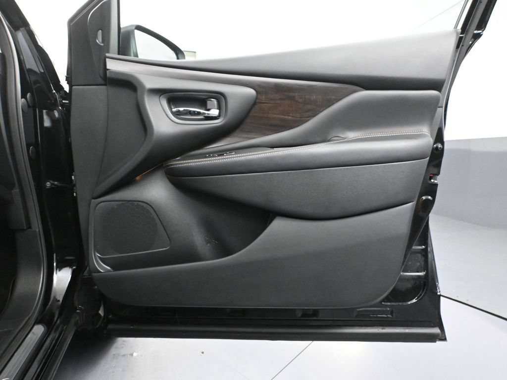 Used 2024 Nissan Murano Platinum AWD/4WD image 44