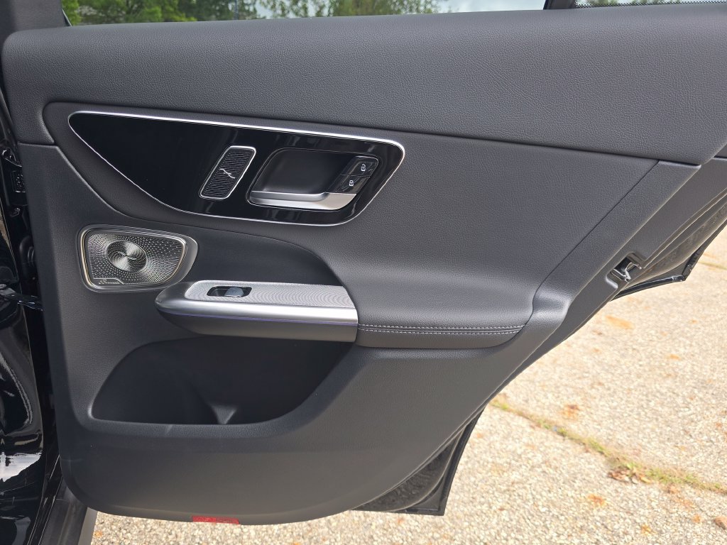 New 2027 Mercedes-Benz GLC 300 4MATIC image 24