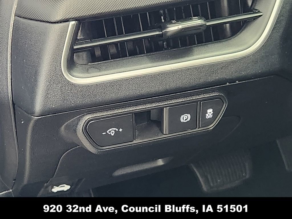 Used 2025 Kia K4 LXS FWD image 24