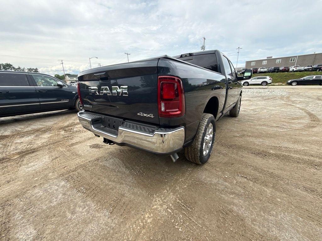 New 2026 RAM 2500 Laramie AWD/4WD image 5