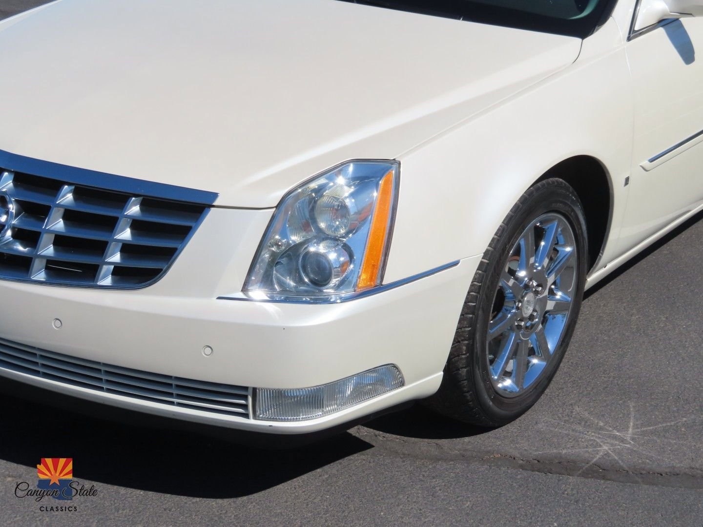 Used 2009 Cadillac DTS image 13