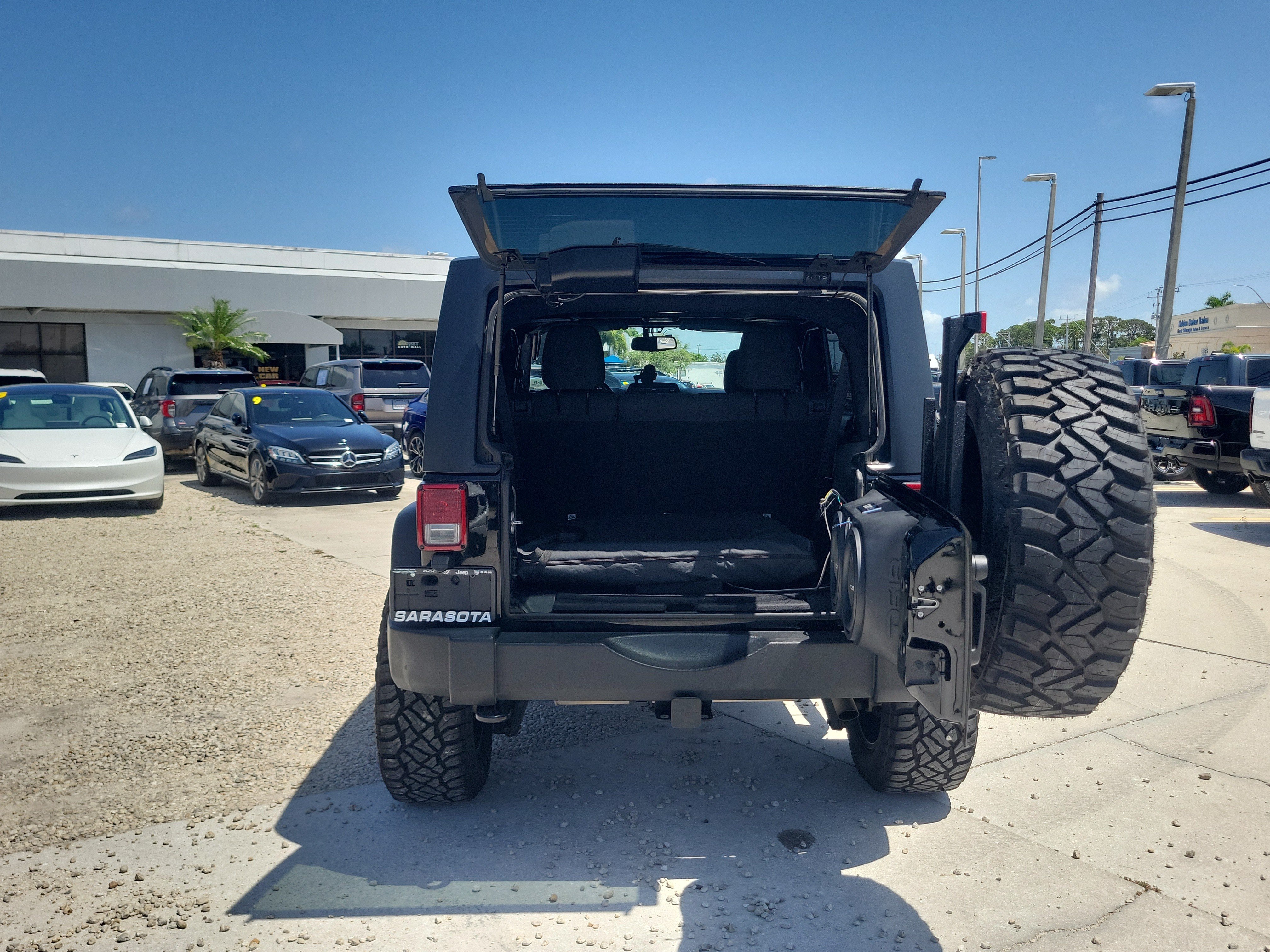 Used 2018 Jeep Wrangler Unlimited Sport S AWD/4WD image 10