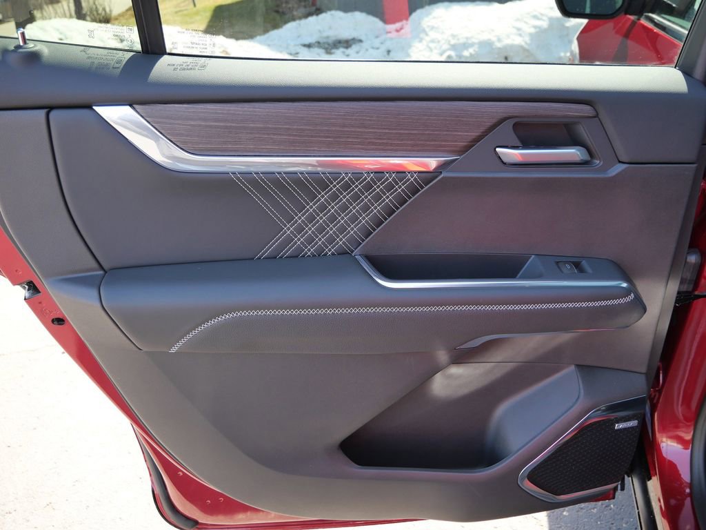 New 2026 GMC Acadia Denali w/ Super Cruise Package image 34