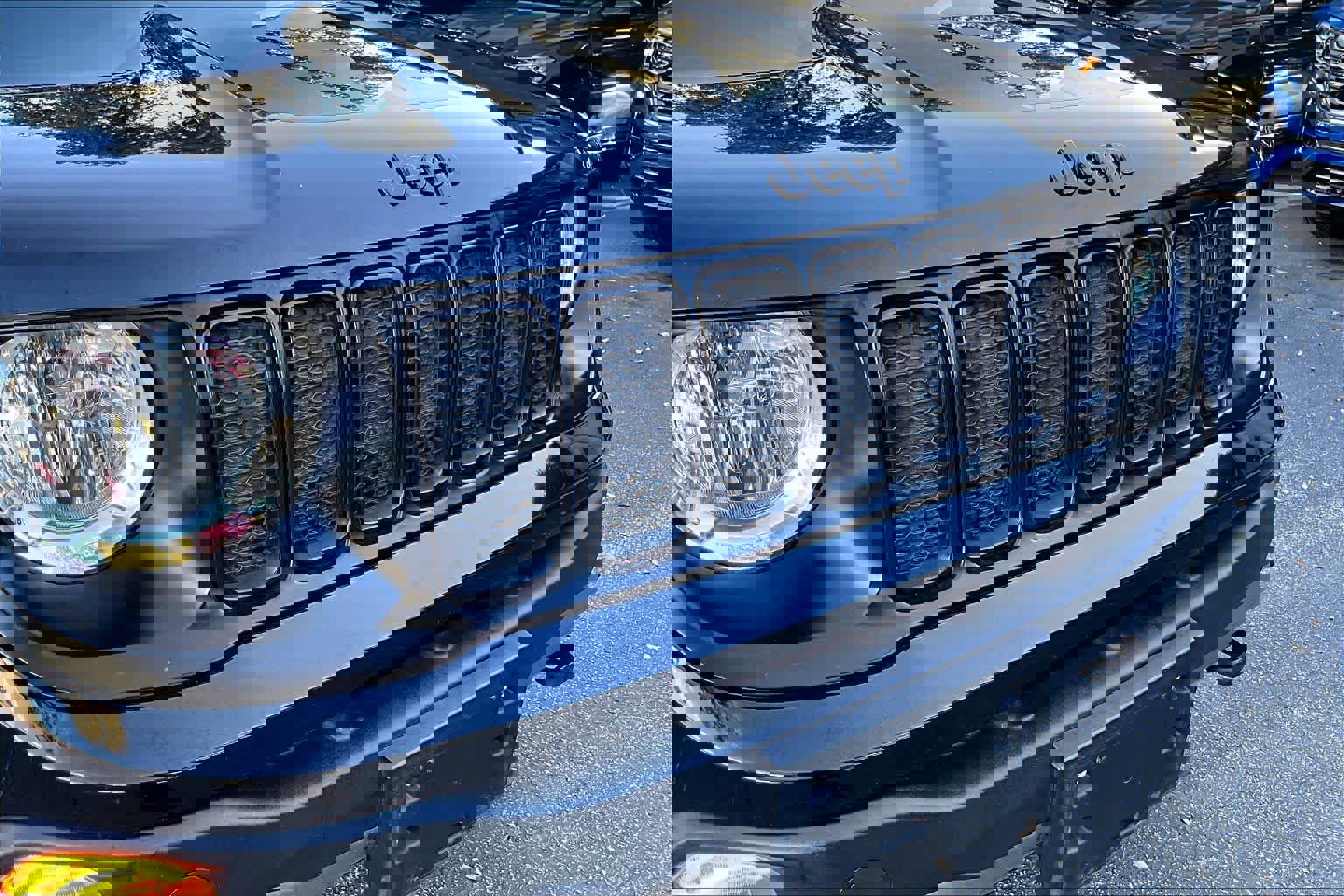 Used 2021 Jeep Renegade Sport image 32