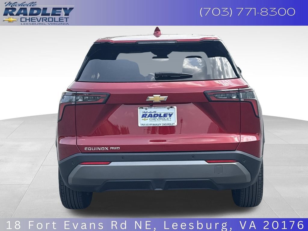 Used 2025 Chevrolet Equinox LT AWD/4WD image 4