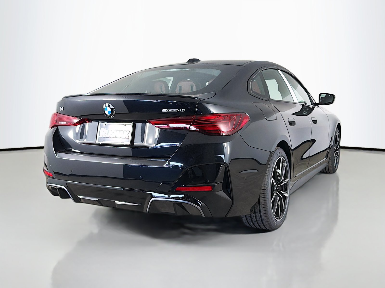 New 2026 BMW i4 eDrive40 w/ M Sport Package RWD image 7