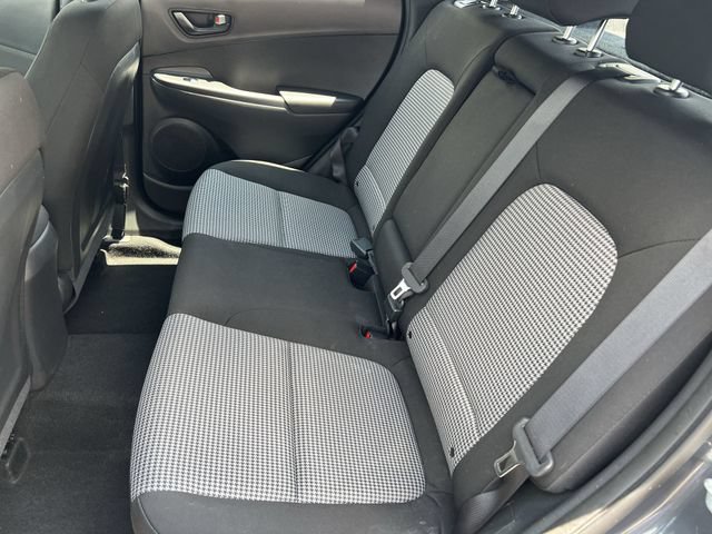 Used 2022 Hyundai Kona SE w/ Cargo Package FWD image 32