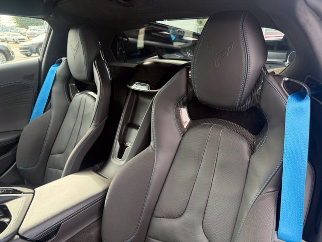Used 2025 Chevrolet Corvette E-Ray AWD/4WD image 18